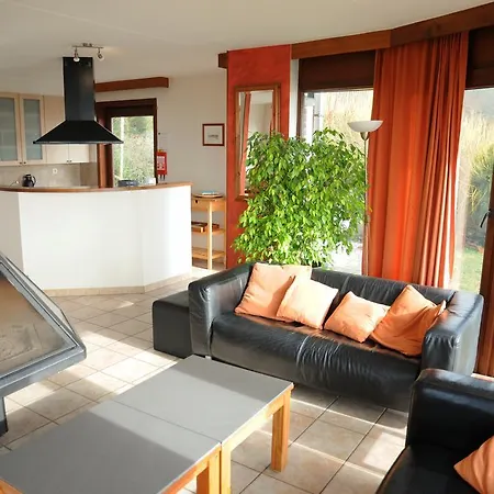 펜션 Rotonde 소메레우제